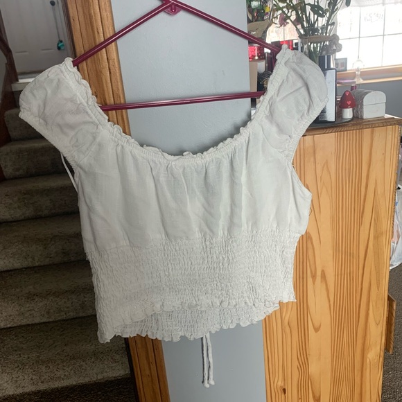 White Ruffled Women's Top - Picture 4 of 5